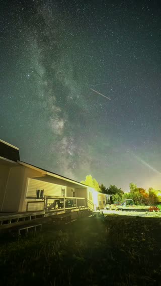 Glovertown Milky Way and Airglow frame 1