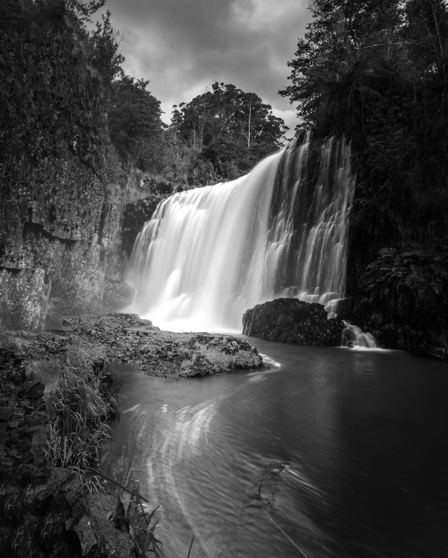Guide Falls in Flood